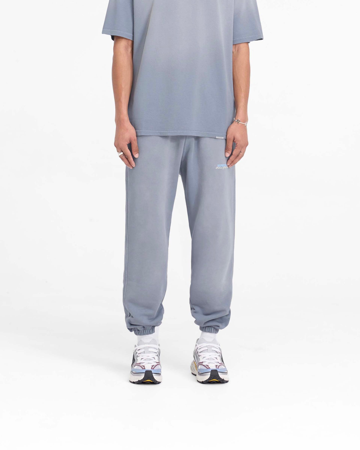 REPRESENT Patron Of The Club Sweatpant Wash Grey