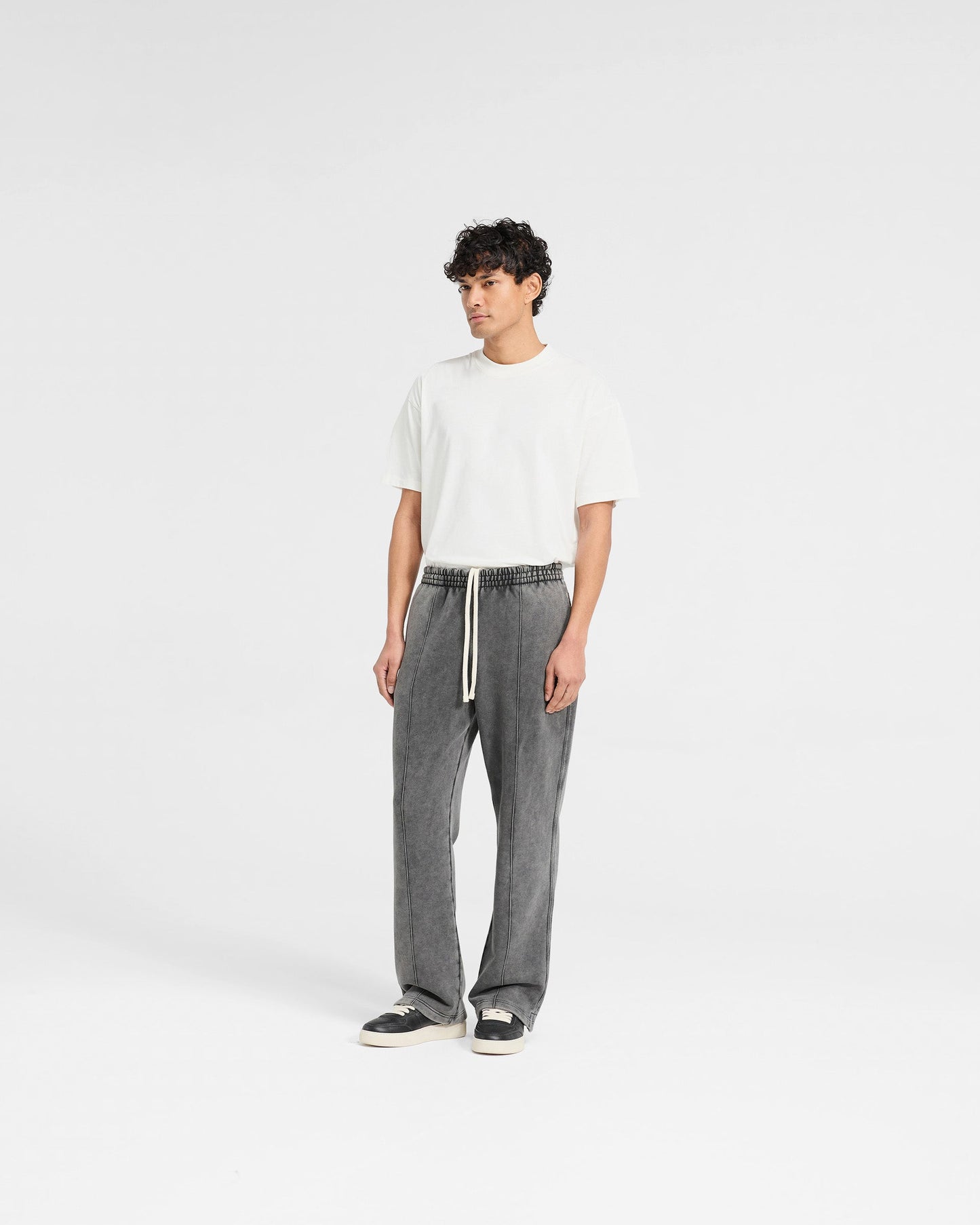 REPRESENT Initial Sweatpants Black