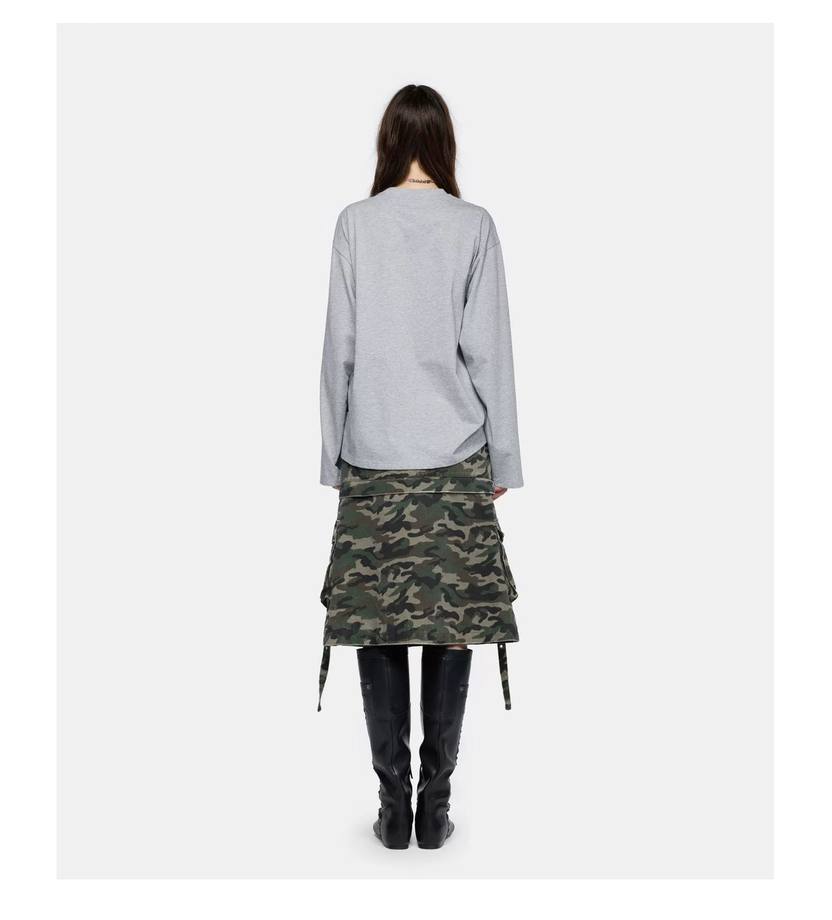 24ANS Layered Necklace Printed Long-Sleeved T-Shirt Grey