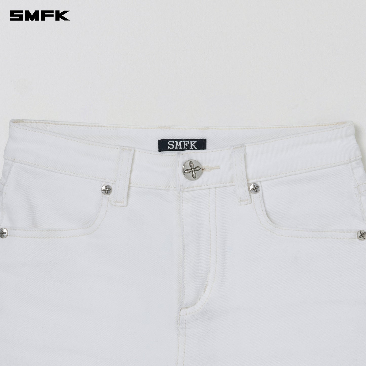 SMFK Compass Dancer Denim Flat Shorts Snow Mountain White