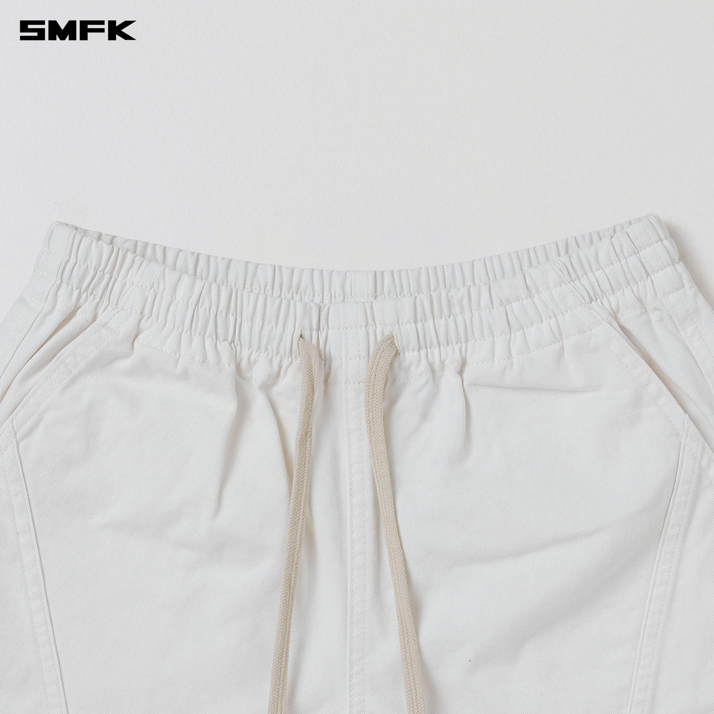 SMFK Compass Mode Rise-Up Sports Shorts/Cotton Cloud White