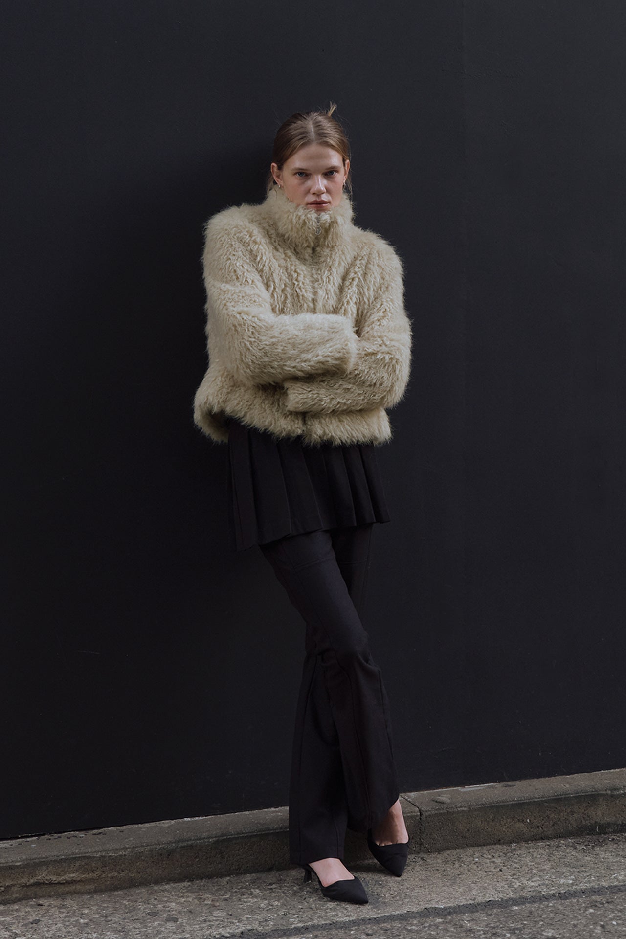 YUSE High Neck Hairy Fur Zip-up Beige