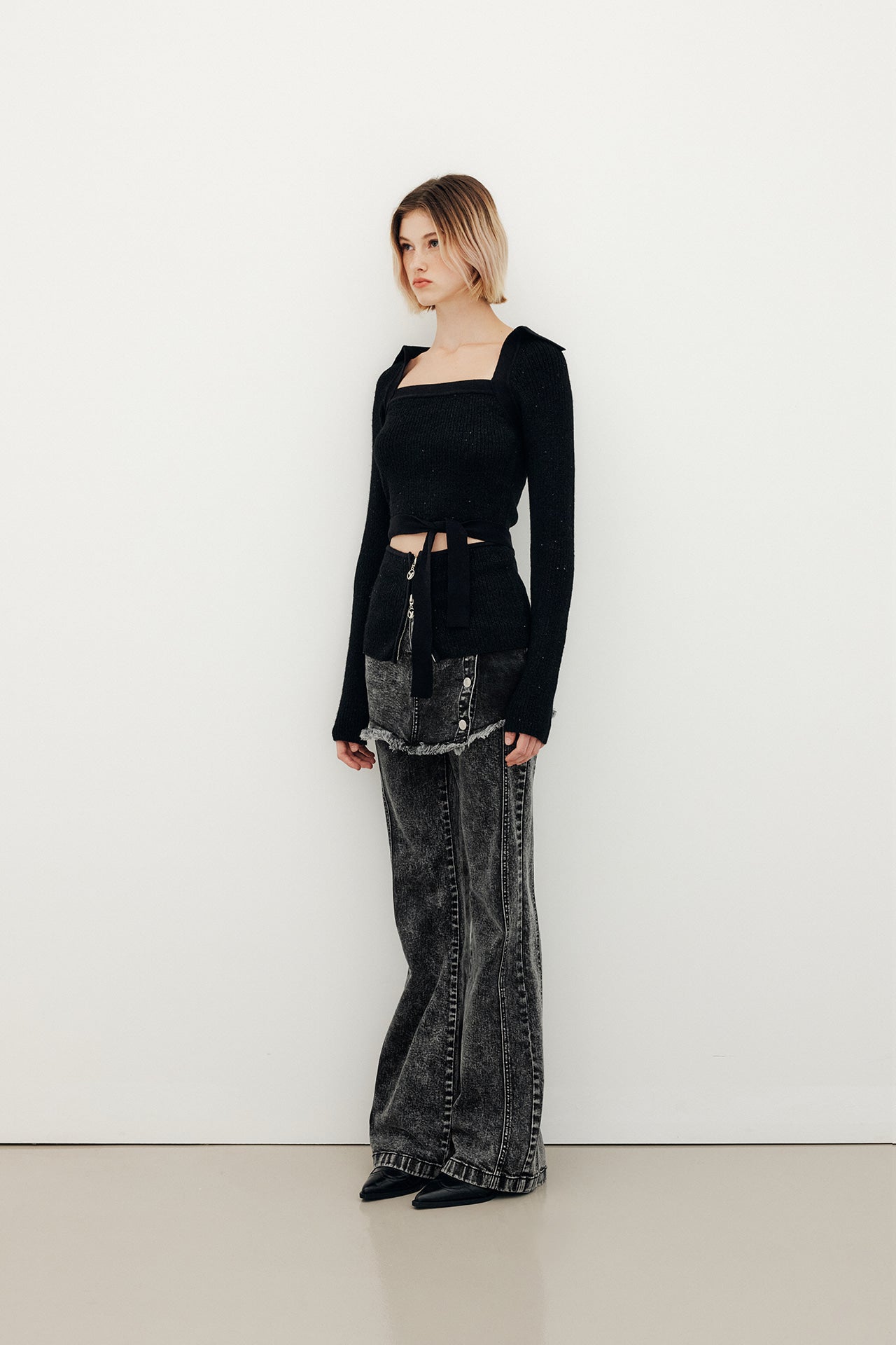 YUSE Glitter Cut Out Strap Knit Top Black