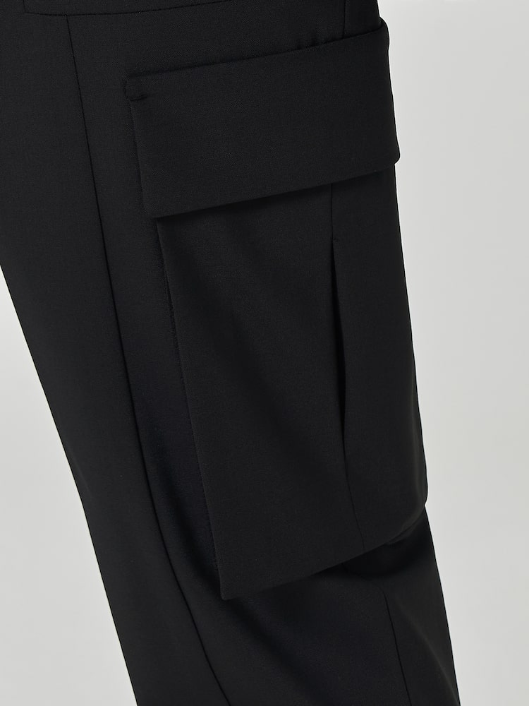 JUUN.J Wool-blended Cargo Jogger Pants Black