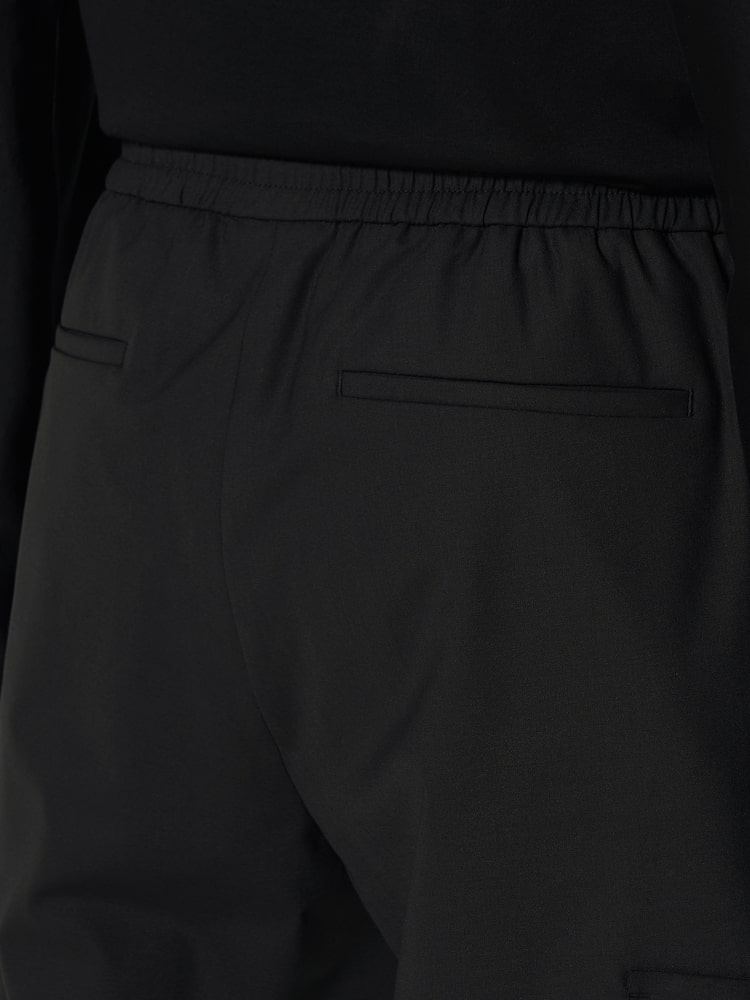 JUUN.J Wool-blended Cargo Jogger Pants Black