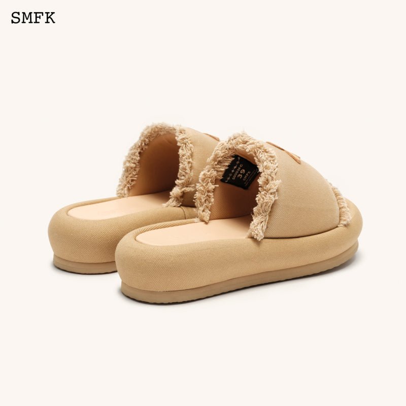 SMFK Compass Wheat Bread Shape Bumper