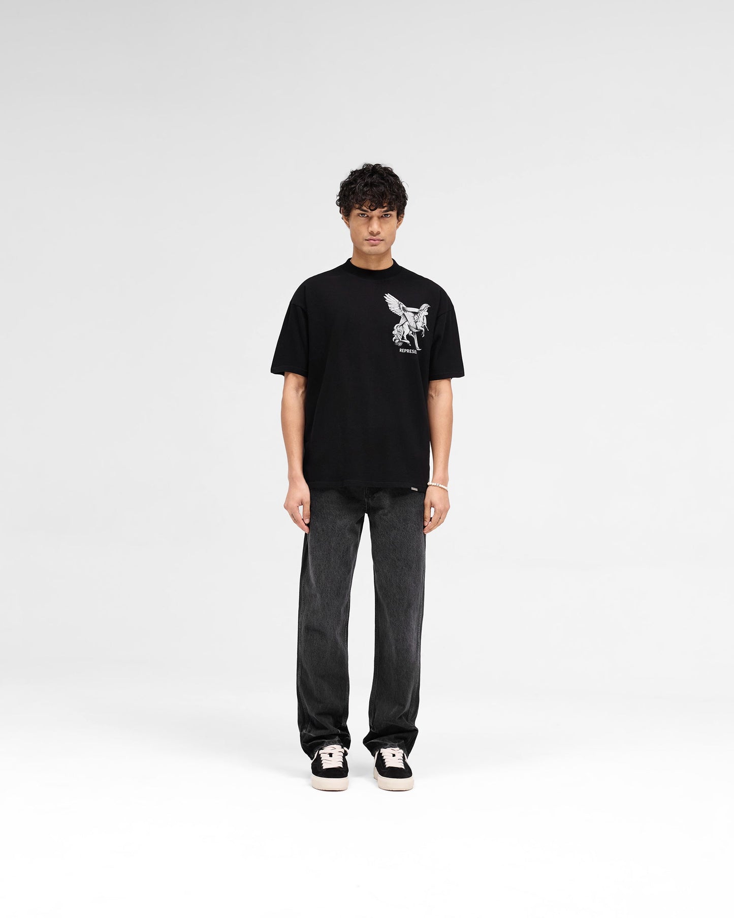 REPRESENT Elegance In Motion T-shirt Jet Black