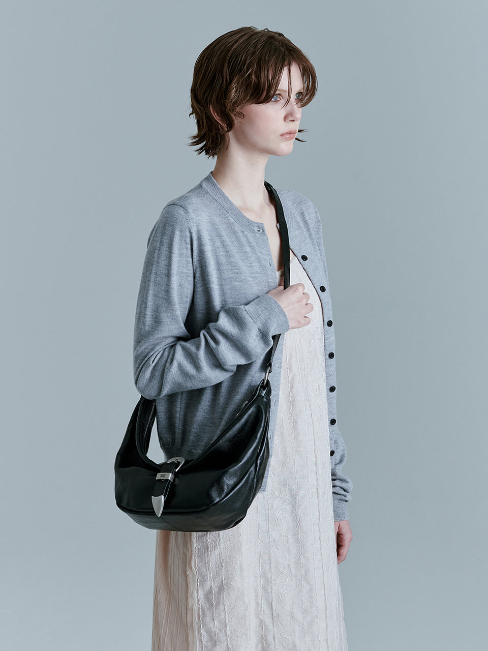 MARGESHERWOOD Belted Hobo Medium_Black Glossy Plain