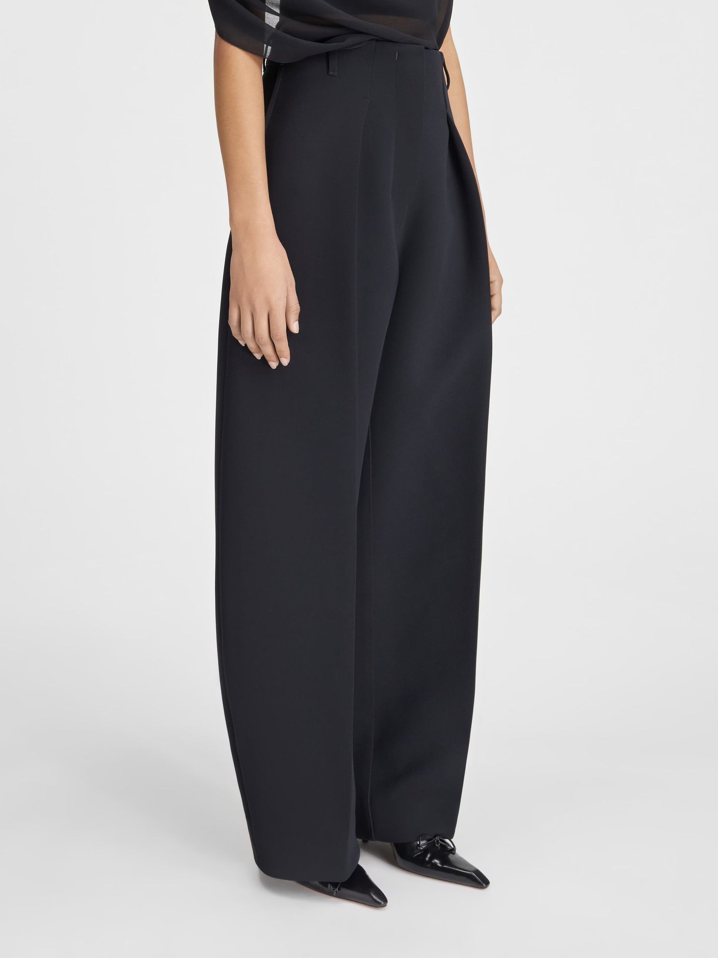 JACQUEMUS Le pantalon Ovalo