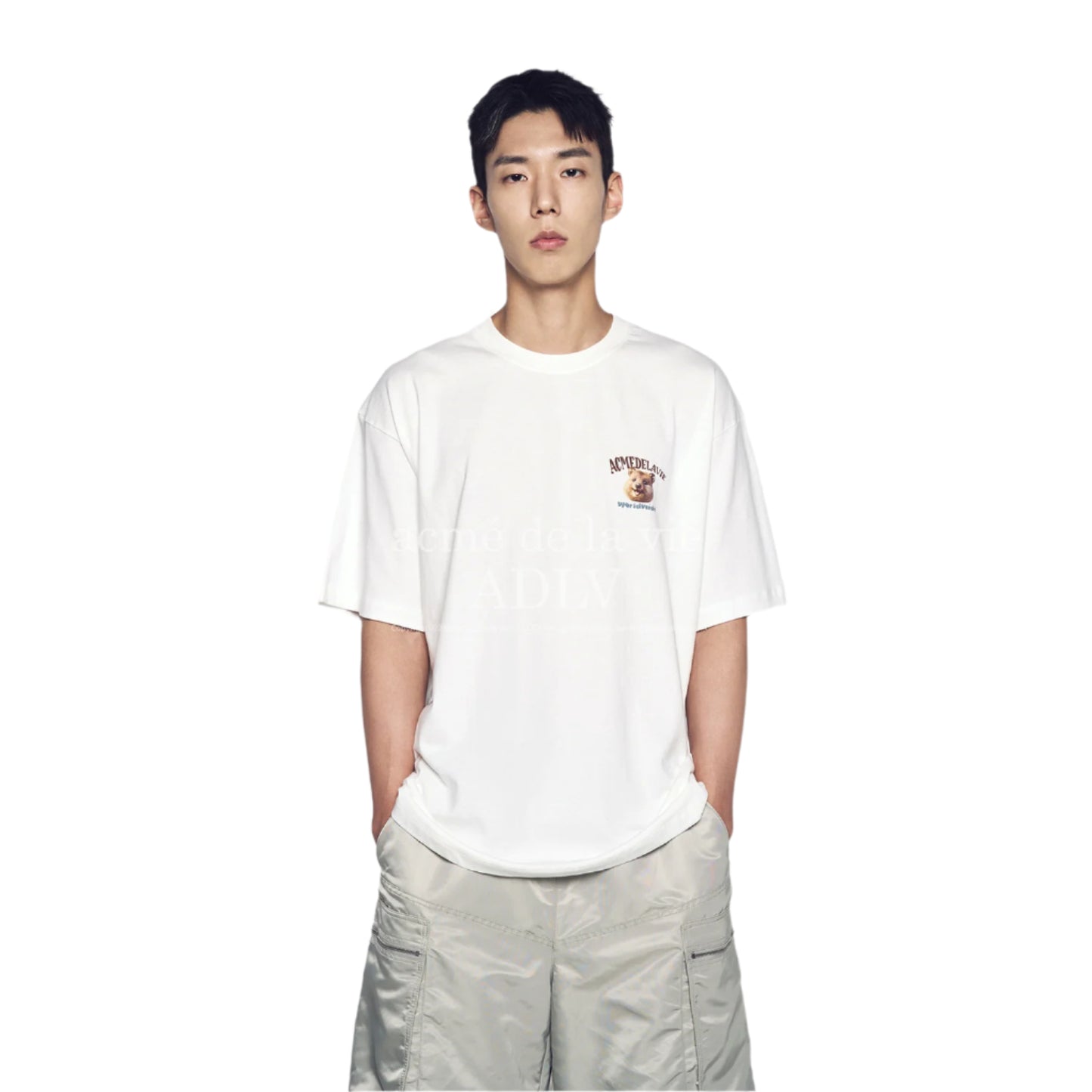 ADLV World Wide Travel Quokka Artwork Short Sleeve T-Shirt (Overseas Exclusive) Cream