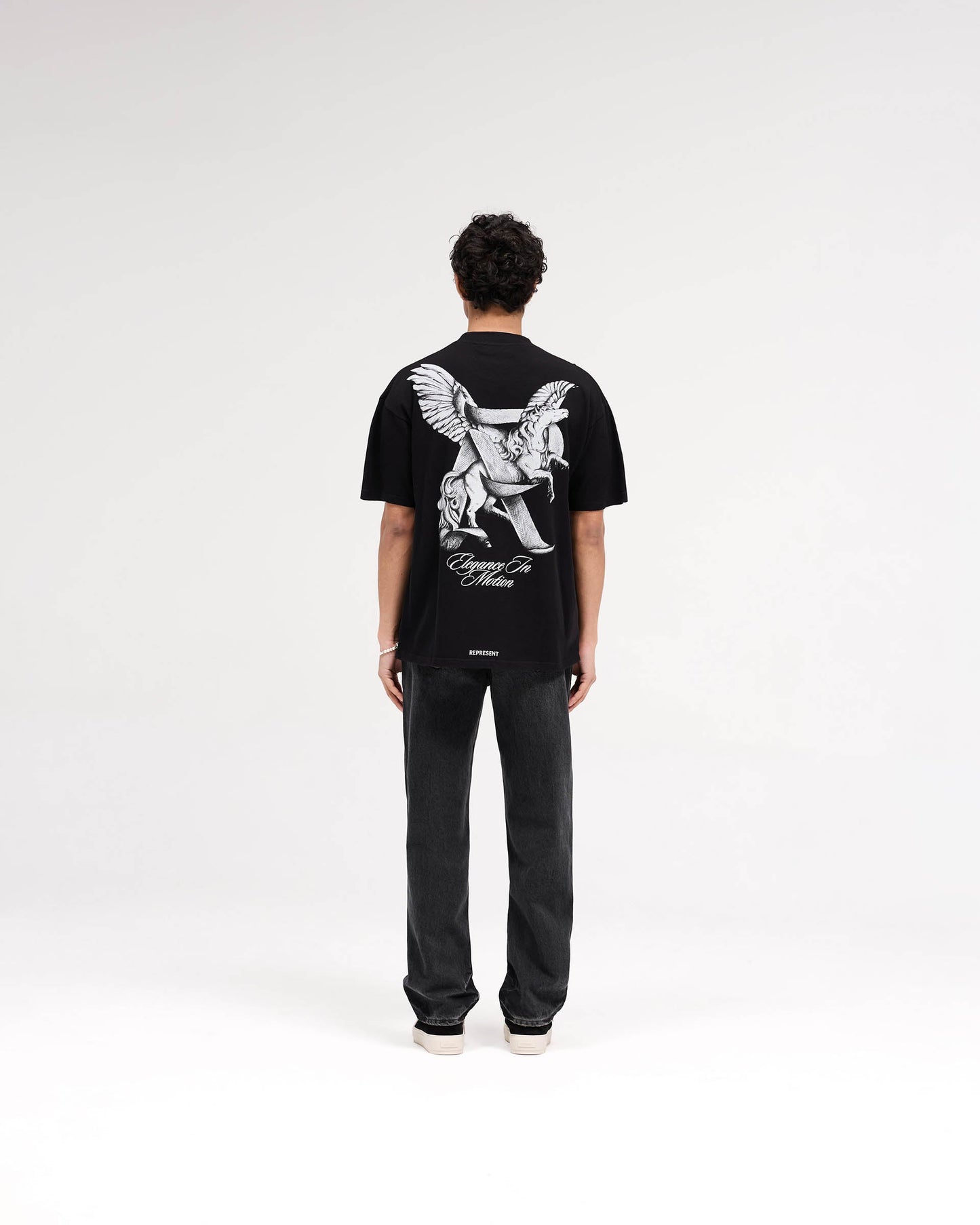 REPRESENT Elegance In Motion T-shirt Jet Black