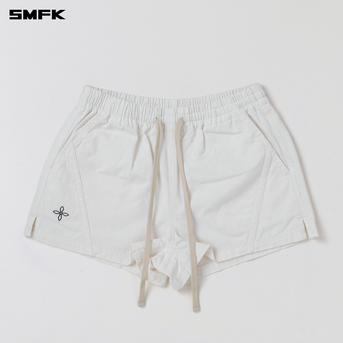 SMFK Compass Mode Rise-Up Sports Shorts/Cotton Cloud White