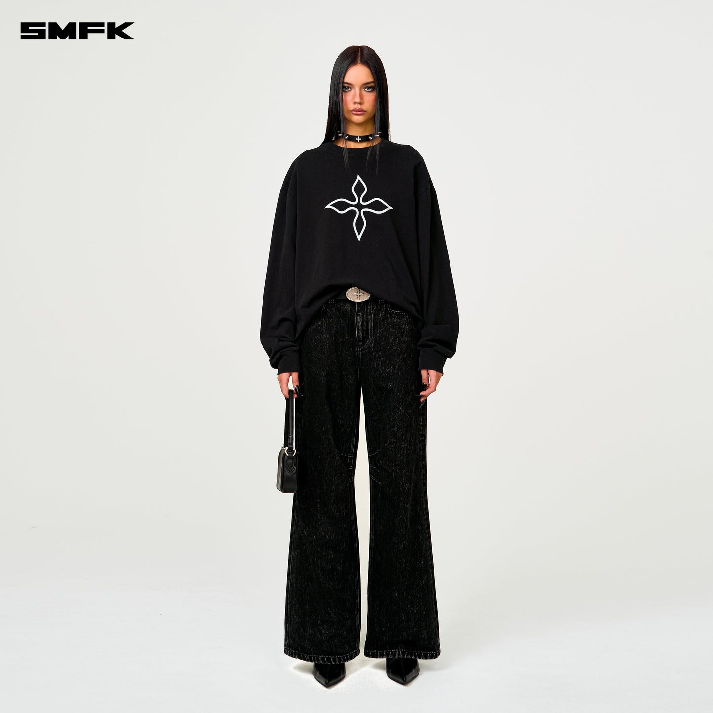 SMFK Compass Black Magnolia Oversize Sweatshirt