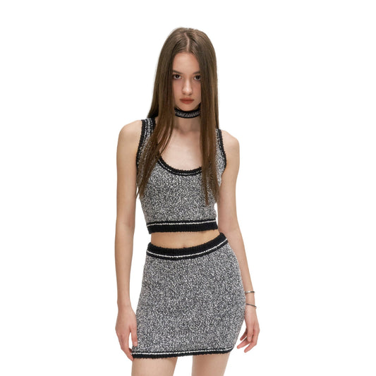 SMFK Compass Classical Black and White Knitted Set