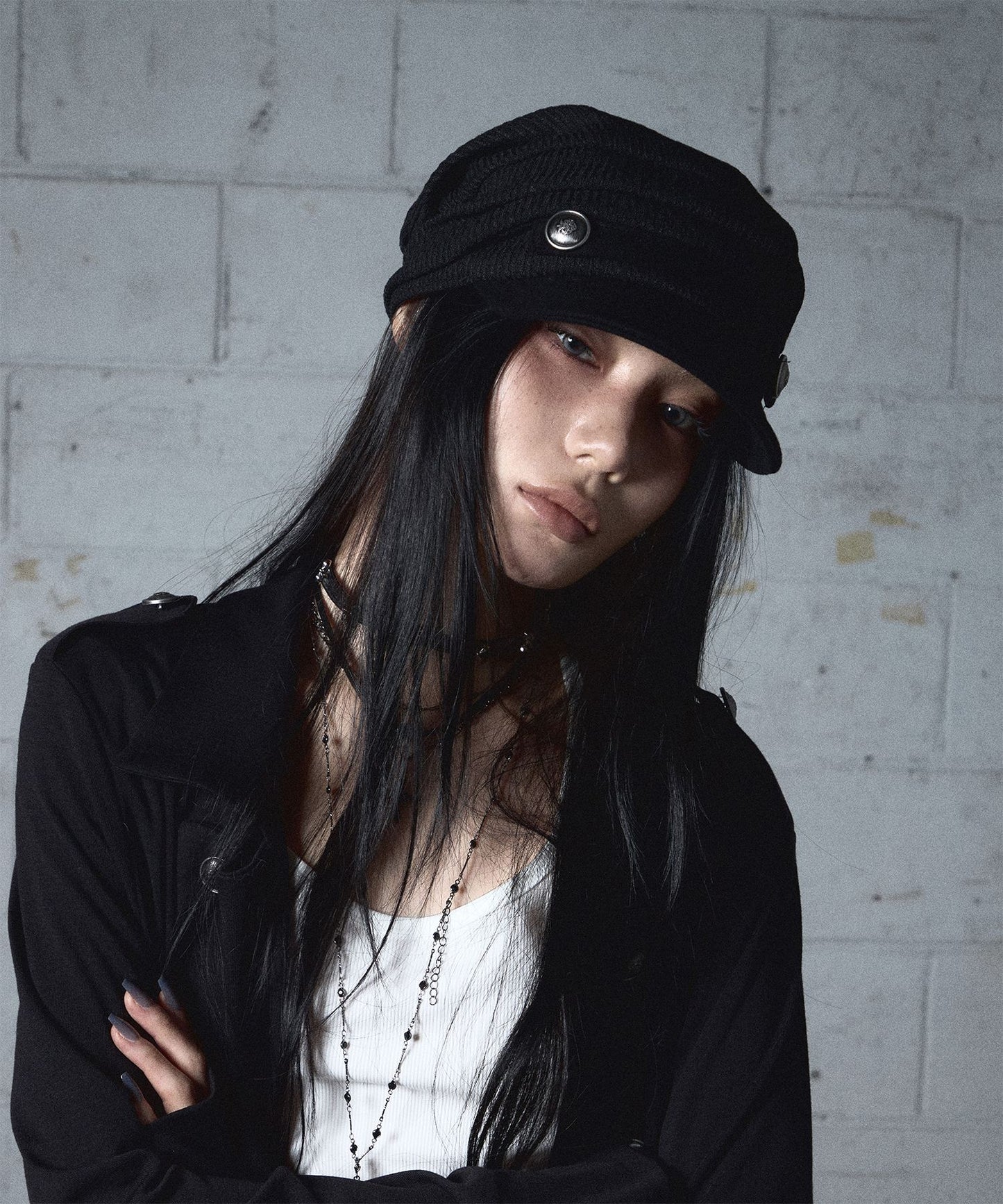 NOTKNOWING Draped Button Knit Cap Black