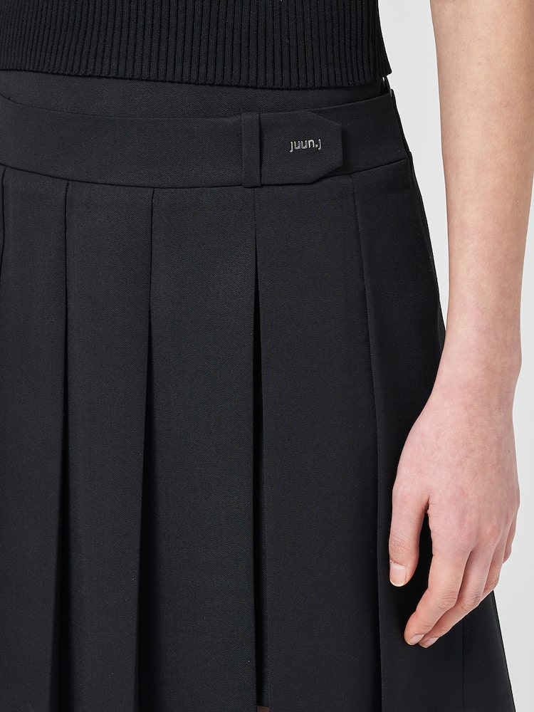 JUUN.J Double Waist Flats Mini Skirt Black
